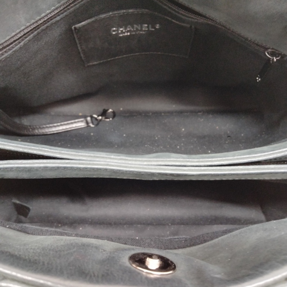 Chanel Black Lamb Skin Bag - Picture 12 of 16
